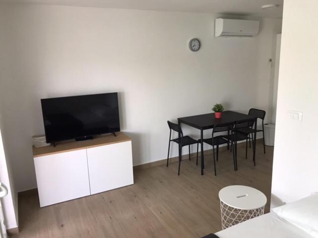 Apartments Haramincic M&B Stara Novalja Kültér fotó